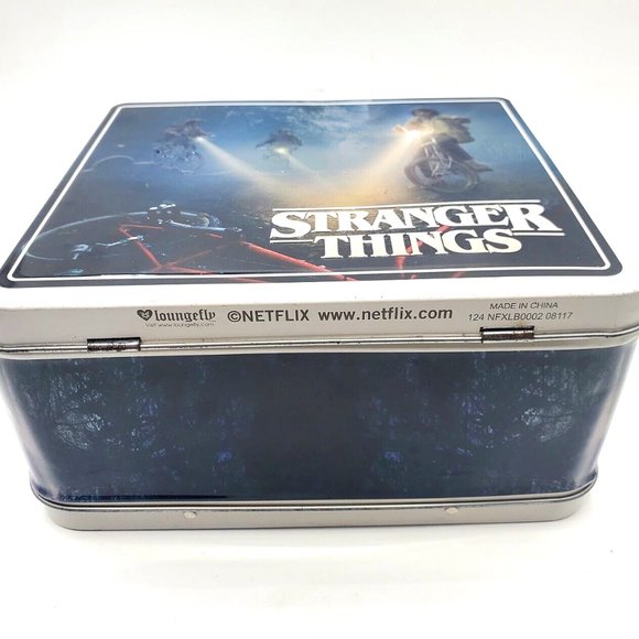 Vintage Loungefly Stranger Things Lunch Box Metal Rare Collectible Netflix - Picture 5 of 13